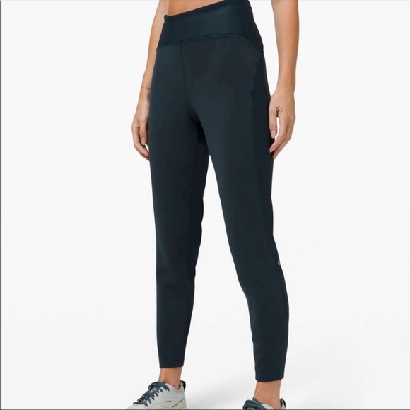 Lululemon Chase the Chill Running Pant 28” | Size 2 - Picture 5 of 8